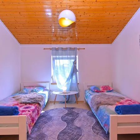 Apartment Sasa 1113 *
